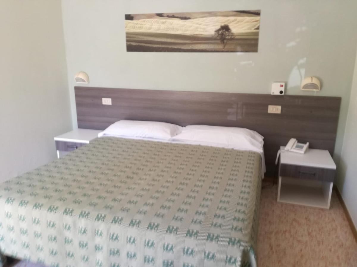 Hotel Saturno Chianciano Terme Eksteriør billede