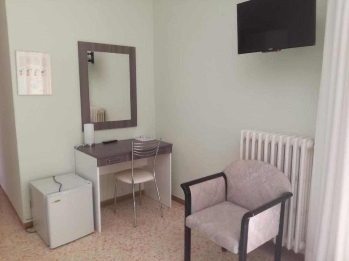 Hotel Saturno Chianciano Terme Eksteriør billede