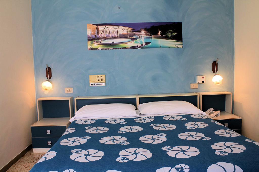 Hotel Saturno Chianciano Terme Eksteriør billede