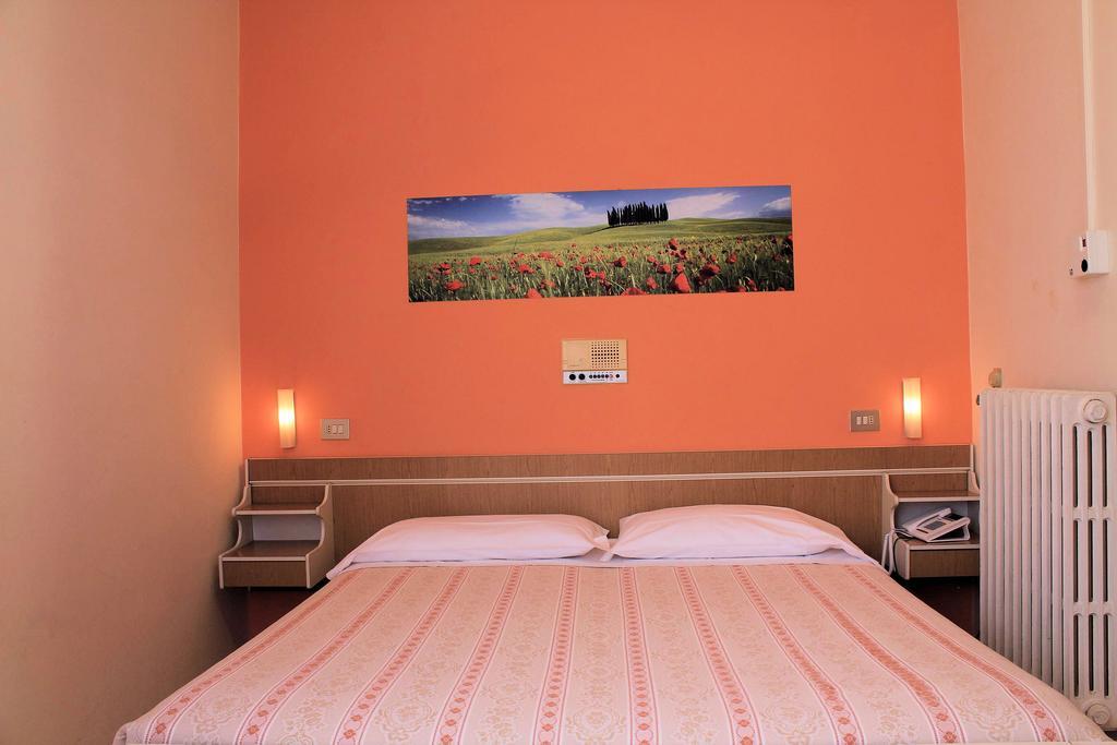 Hotel Saturno Chianciano Terme Eksteriør billede