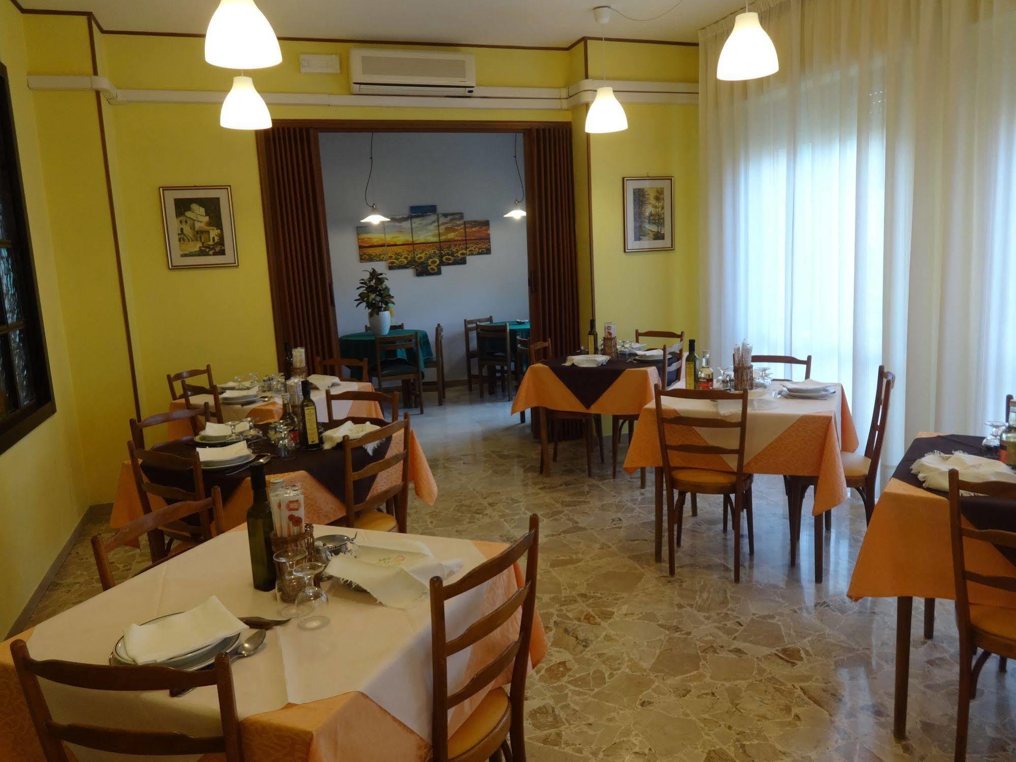 Hotel Saturno Chianciano Terme Eksteriør billede