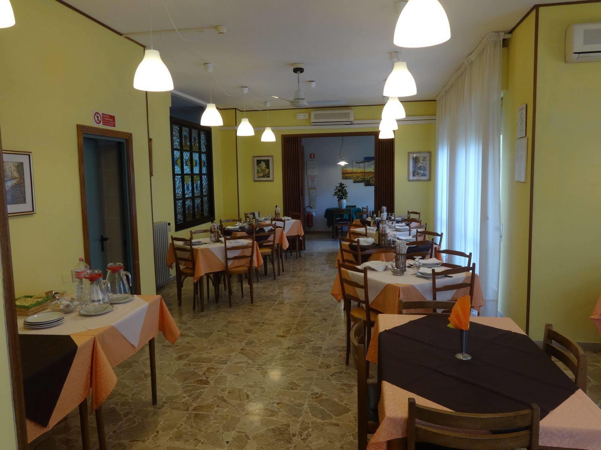 Hotel Saturno Chianciano Terme Eksteriør billede
