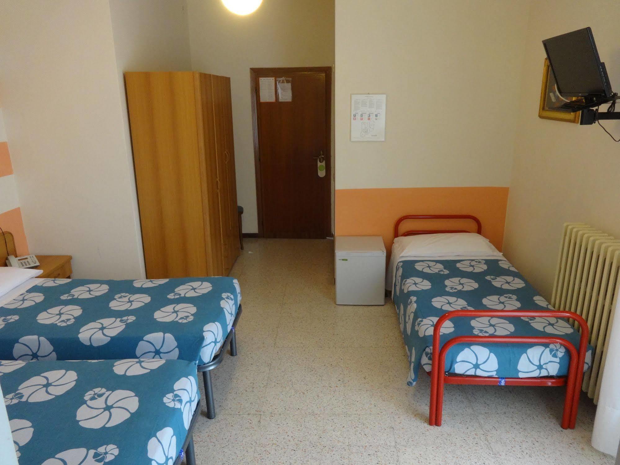 Hotel Saturno Chianciano Terme Eksteriør billede